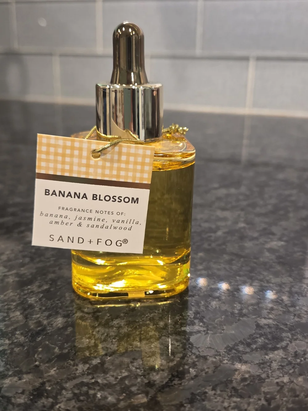 SAND+FOG Banana Blossom Nourishing Body Oil — Yellow